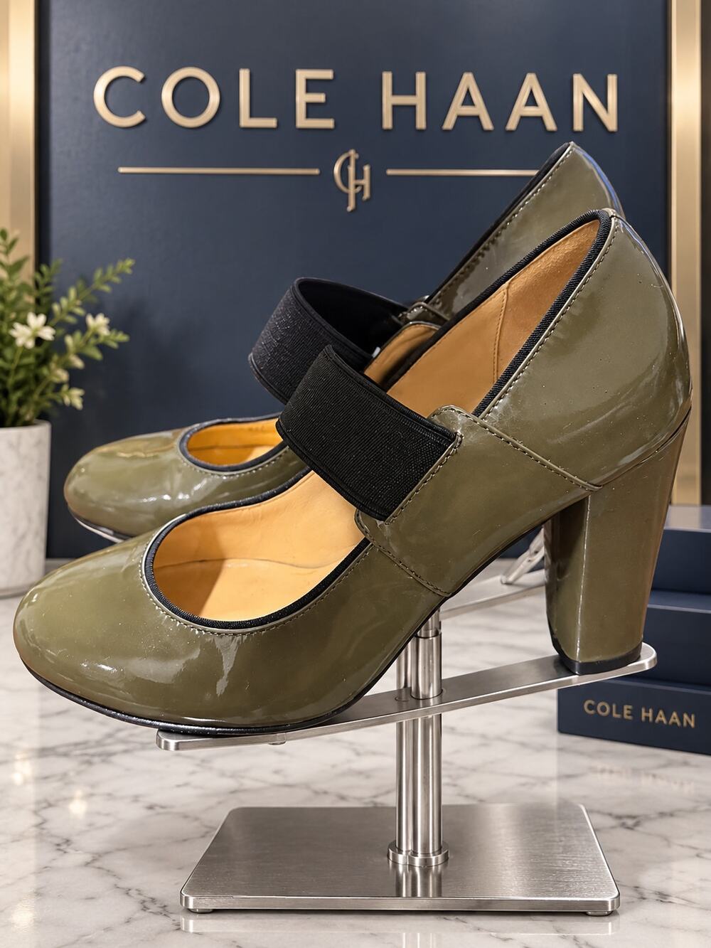 Vintage Cole Haan Nike Air Olive Patent Leather Mary Jane Pumps Sz 8